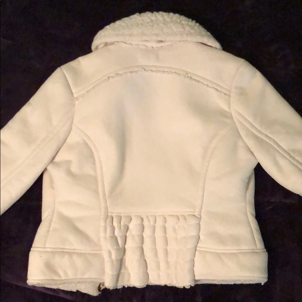 Coat - Picture 3 of 6